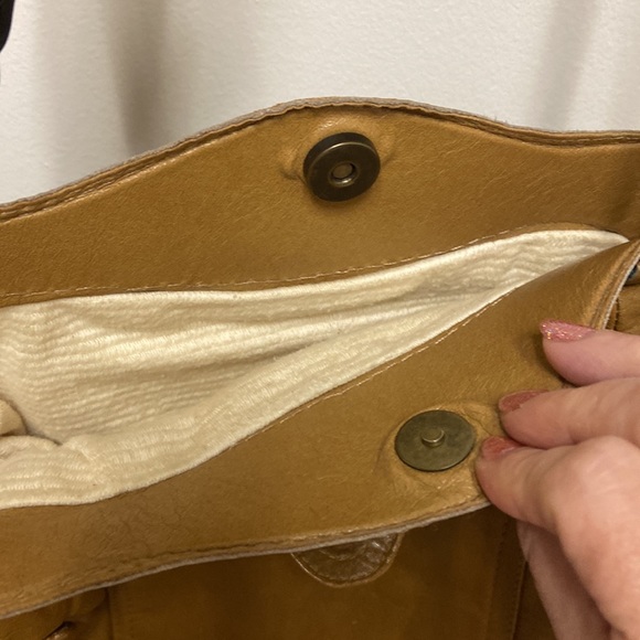 RARE Ashley Watson bag recycled leather, Vancouver Artist, every bag is unique! - Picture 7 of 11